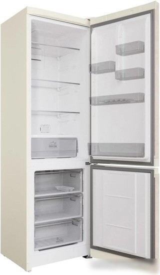 Холодильник Hotpoint-Ariston HT 5200 AB