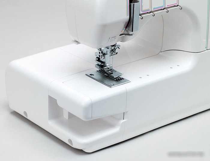 Оверлок Janome Cover Pro 7