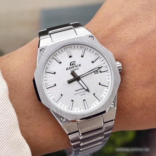 Наручные часы Casio Edifice EFR-S108D-7A