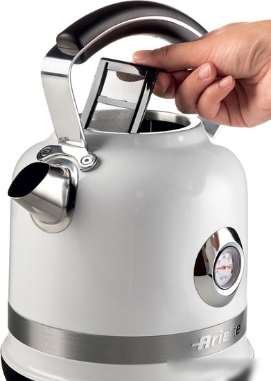 Электрочайник Ariete Moderna 2854/01 (белый)