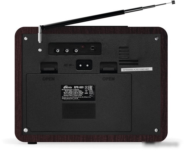 Радиоприемник Ritmix RPR-089 (красное дерево)