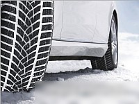 Зимние шины Goodyear UltraGrip Performance+ 255/35R21 98V