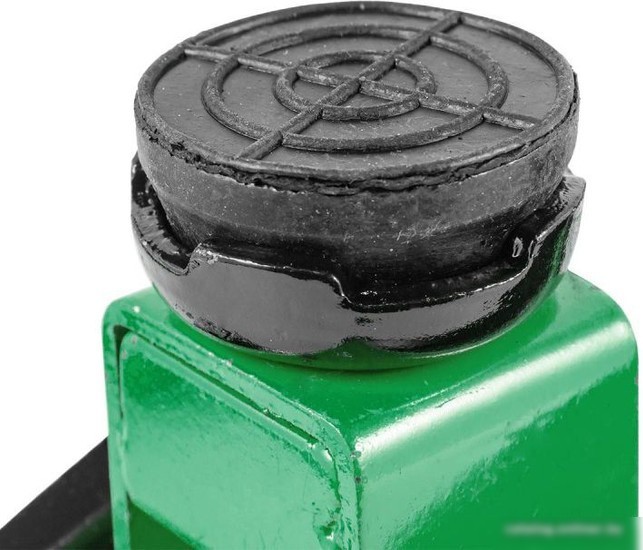 Подкатной домкрат RockForce RF-T82007 2т