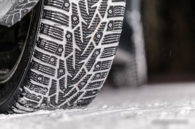 Автомобильные шины Ikon Tyres Nordman 7 215/60R16 99T