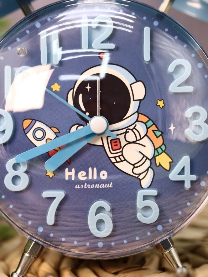 Настольные часы ILikeGift Clear wake-up with animals HL-5140-04 (astronaut)